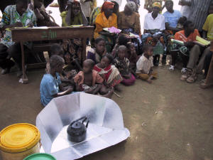 Simple solar cookers can pasteurize drinking water