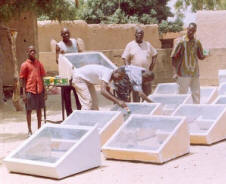 Gnibouwa Diassana reports that 40 solar box cookers have been assembled and distributed to villagers in Nioro du Sahel, near the border with Mauritania