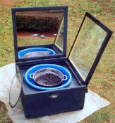 The ORES solar box cooker